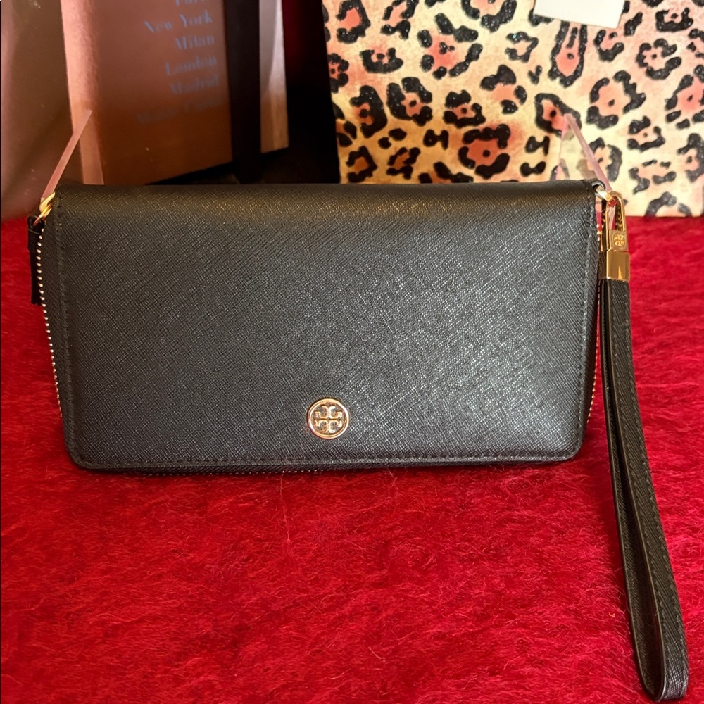 Tory Burch Black Saffiano Leather Wristlet Clutch